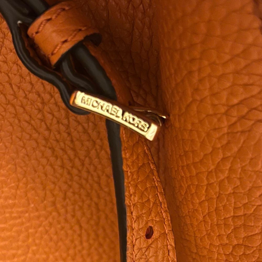 MICHAEL KORS USED ONCE PERFECT CONDITION - Picture 6 of 8